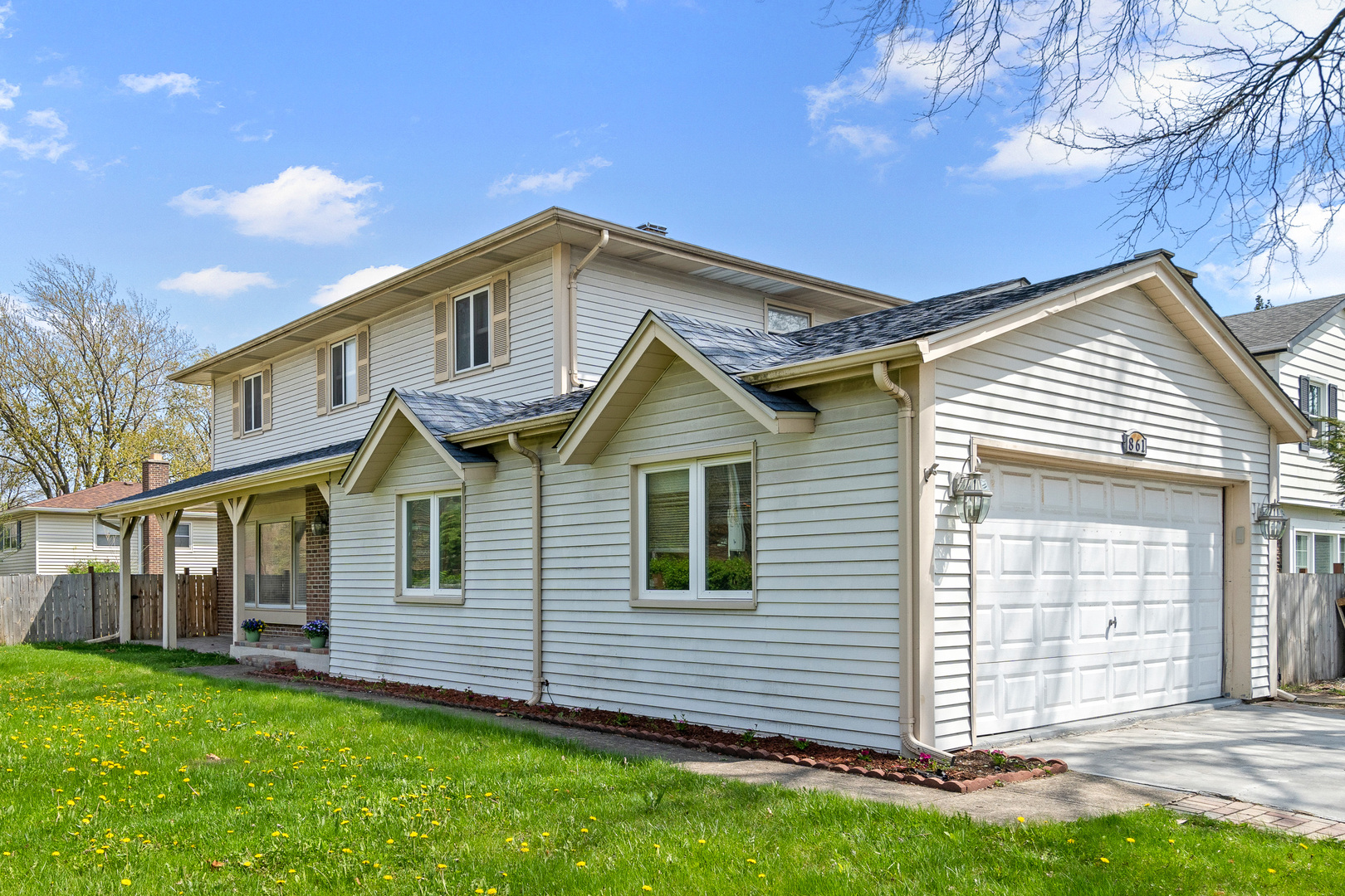 861 Saxon Place