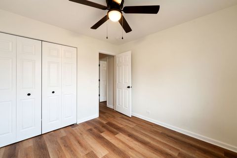 Tiny photo for 1481 Quaker Lane #117B, Prospect Heights, IL 60070 (MLS # 12524523)