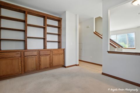 Tiny photo for 509 Legend Lane, McHenry, IL 60050 (MLS # 12454810)