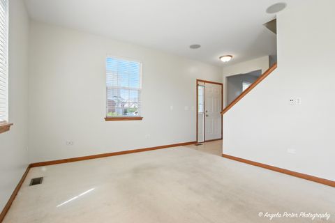 Tiny photo for 509 Legend Lane, McHenry, IL 60050 (MLS # 12454810)