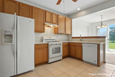 Tiny photo for 509 Legend Lane, McHenry, IL 60050 (MLS # 12454810)