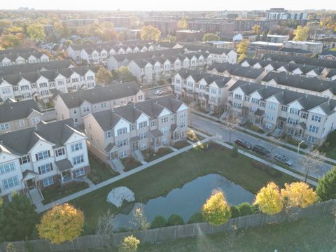 A home in Des Plaines