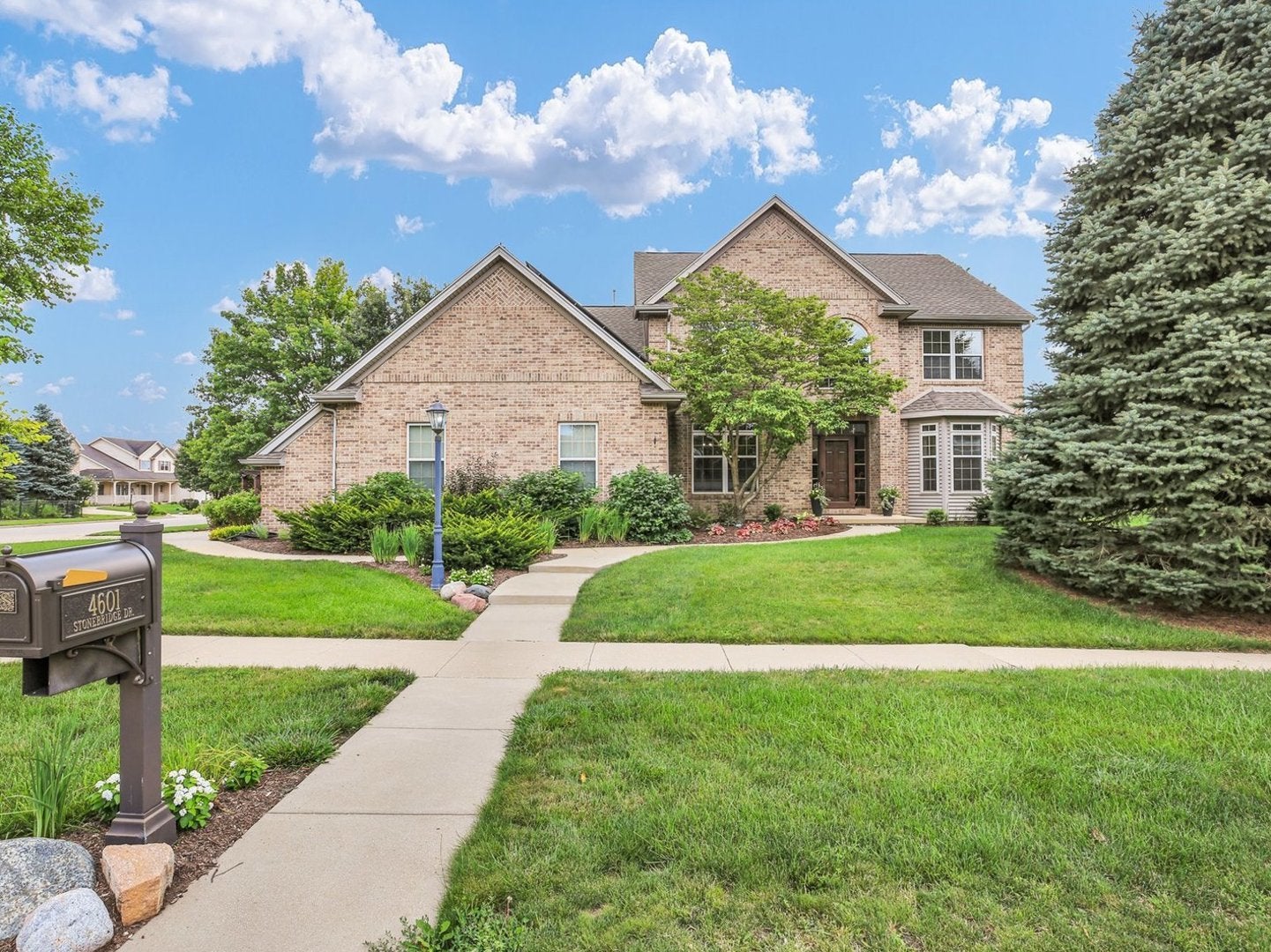 4601 Stonebridge Drive