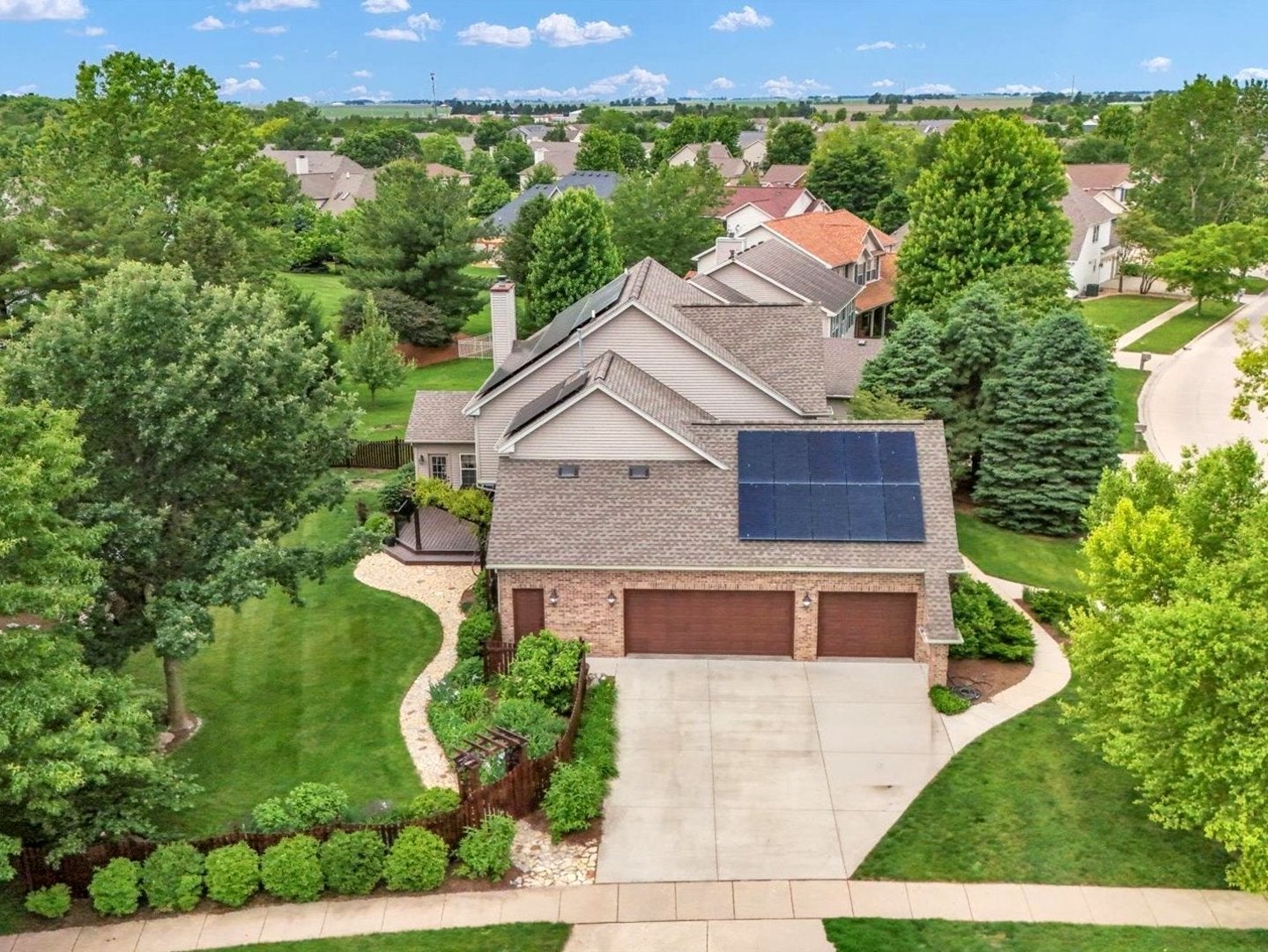 4601 Stonebridge Drive