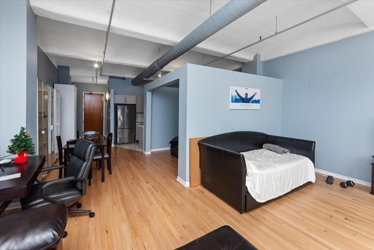 633 S PLYMOUTH Street 809
