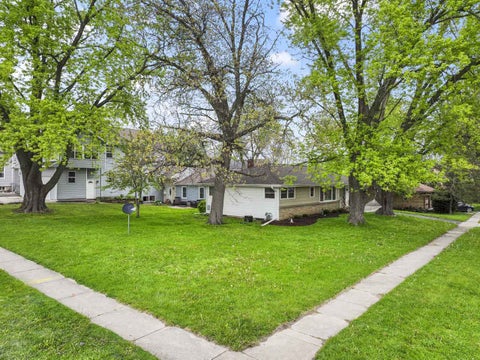 Tiny photo for 3314 Washington Street, McHenry, IL 60050 (MLS # 12780473)