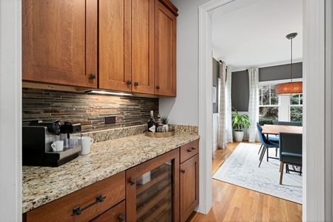 Tiny photo for 610 Hammerschmidt Avenue, Lombard, IL 60148 (MLS # 12433427)