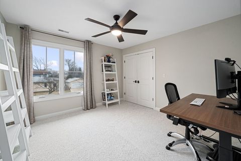 Tiny photo for 610 Hammerschmidt Avenue, Lombard, IL 60148 (MLS # 12433427)
