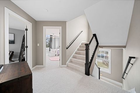Tiny photo for 610 Hammerschmidt Avenue, Lombard, IL 60148 (MLS # 12433427)