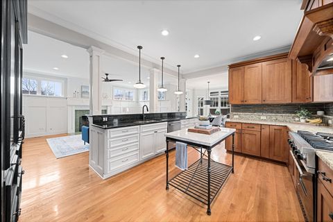 Tiny photo for 610 Hammerschmidt Avenue, Lombard, IL 60148 (MLS # 12433427)