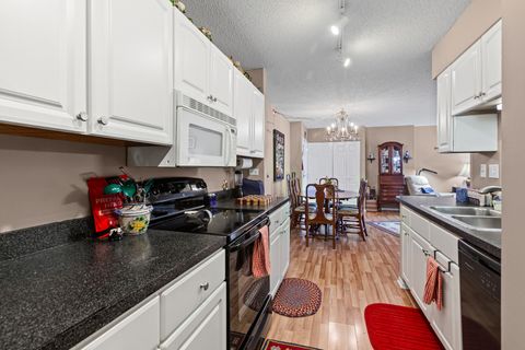 Tiny photo for 509 Aurora Avenue #109, Naperville, IL 60540 (MLS # 12548419)