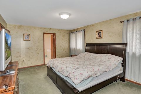 Tiny photo for 18154 Bettenhausen Drive, Tinley Park, IL 60487 (MLS # 12572006)