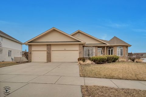 Tiny photo for 18154 Bettenhausen Drive, Tinley Park, IL 60487 (MLS # 12572006)