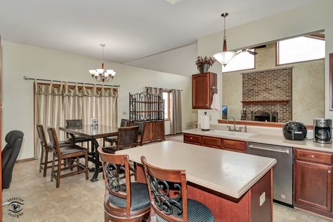 Tiny photo for 18154 Bettenhausen Drive, Tinley Park, IL 60487 (MLS # 12572006)