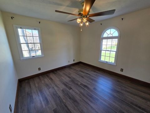 Tiny photo for 3405 Piccadilly Avenue, Mt Vernon, IL 62864 (MLS # 12598128)