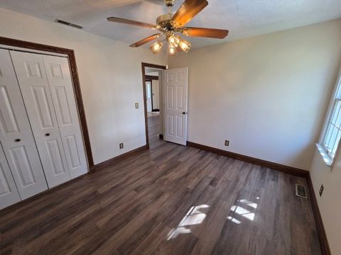 Tiny photo for 3405 Piccadilly Avenue, Mt Vernon, IL 62864 (MLS # 12598128)