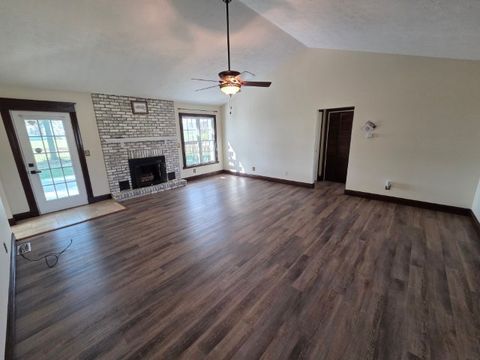 Tiny photo for 3405 Piccadilly Avenue, Mt Vernon, IL 62864 (MLS # 12598128)
