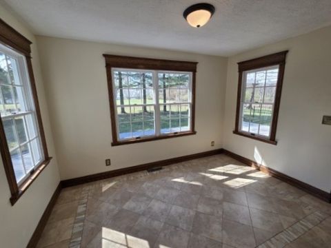 Tiny photo for 3405 Piccadilly Avenue, Mt Vernon, IL 62864 (MLS # 12598128)