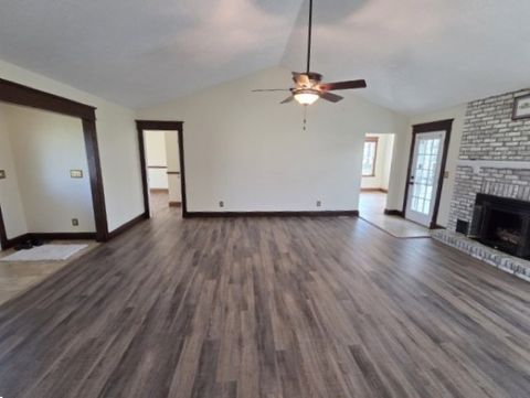 Tiny photo for 3405 Piccadilly Avenue, Mt Vernon, IL 62864 (MLS # 12598128)