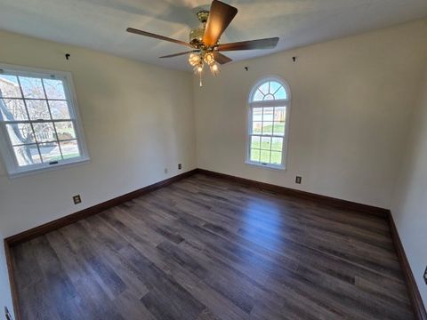 Tiny photo for 3405 Piccadilly Avenue, Mt Vernon, IL 62864 (MLS # 12598128)