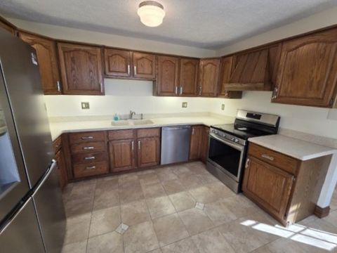 Tiny photo for 3405 Piccadilly Avenue, Mt Vernon, IL 62864 (MLS # 12598128)