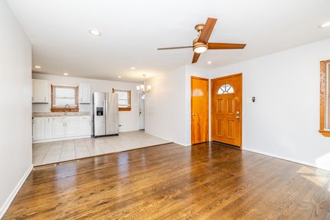 Tiny photo for 65 Indianwood Drive, Thornton, IL 60476 (MLS # 12621440)