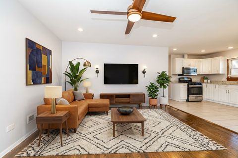 Tiny photo for 65 Indianwood Drive, Thornton, IL 60476 (MLS # 12621440)