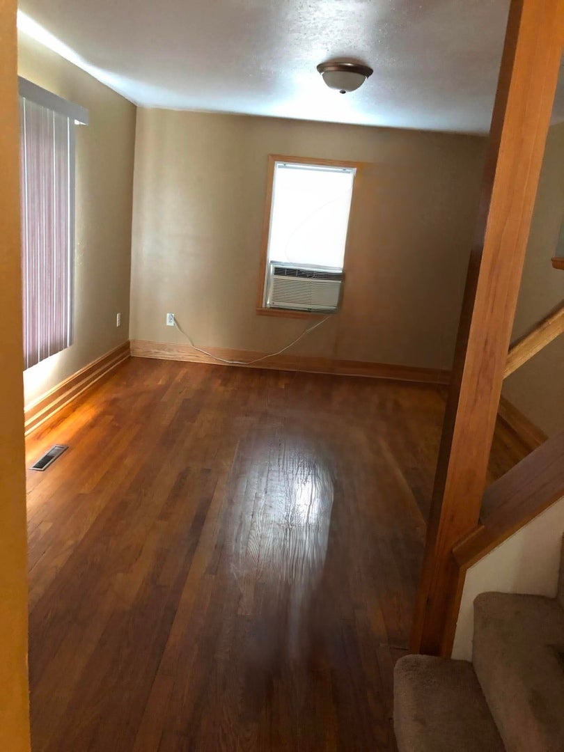 219 W 4th Street