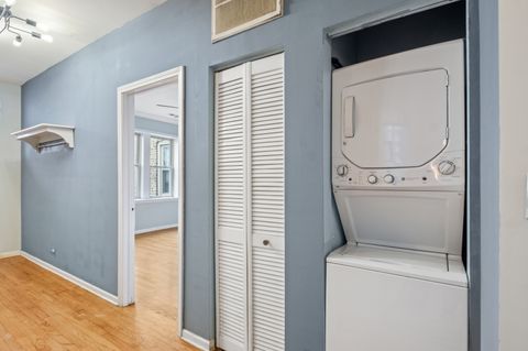 Tiny photo for 4852 N Sacramento Avenue #3, Chicago, IL 60625 (MLS # 12489314)