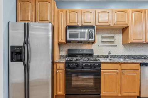 Tiny photo for 4852 N Sacramento Avenue #3, Chicago, IL 60625 (MLS # 12489314)