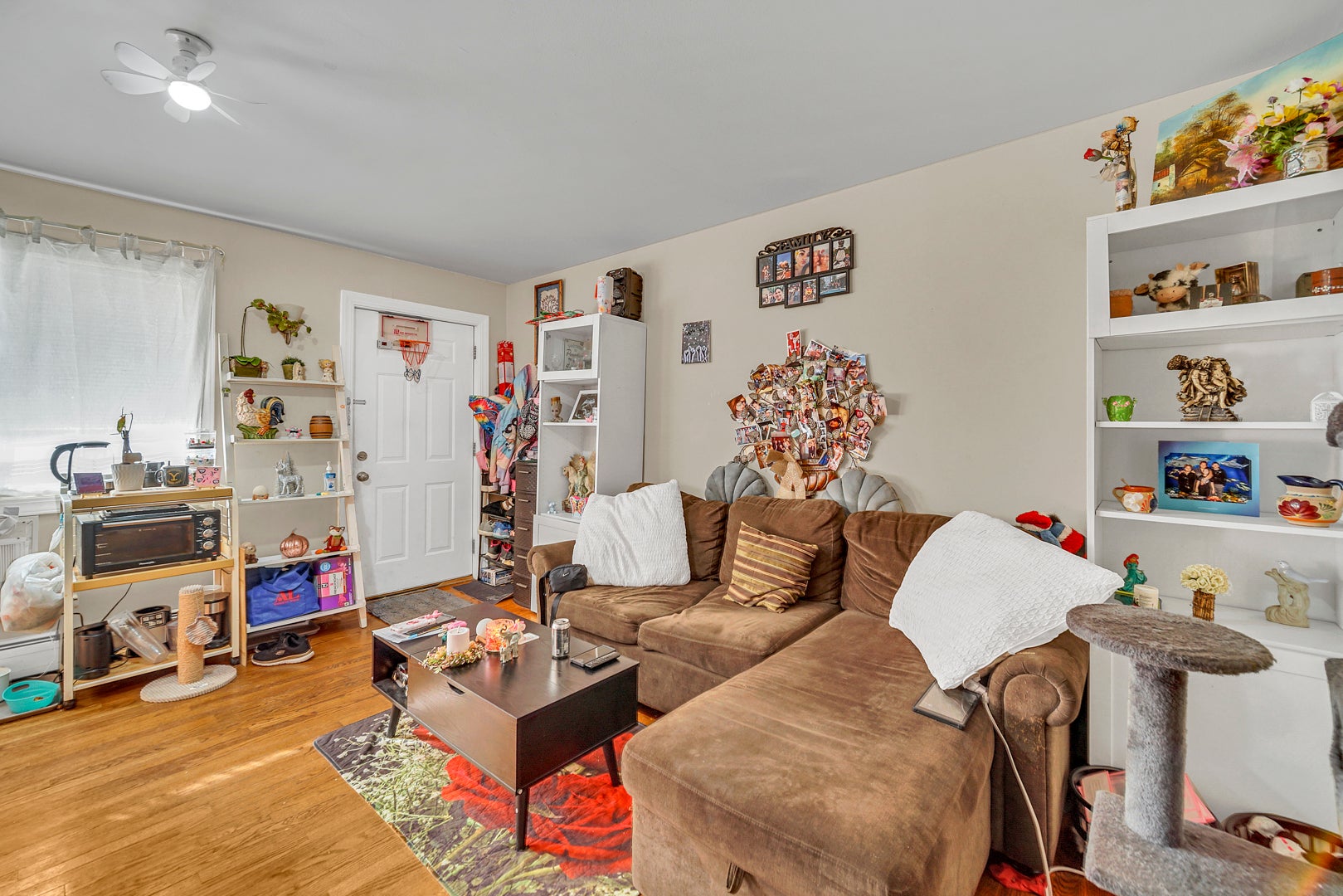 327 N Princeton Avenue 9