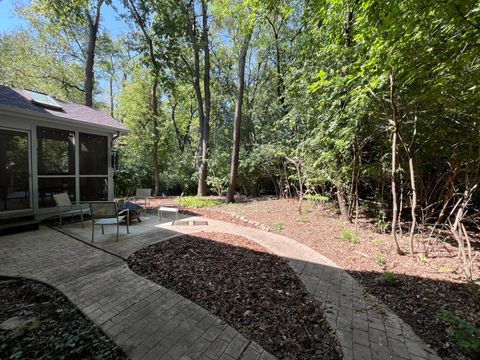 Tiny photo for 462 Kelly Lane, Crystal Lake, IL 60012 (MLS # 12469850)