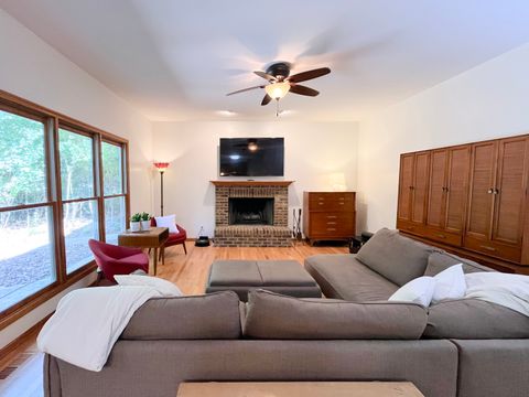 Tiny photo for 462 Kelly Lane, Crystal Lake, IL 60012 (MLS # 12469850)