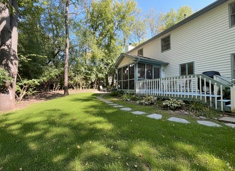 Tiny photo for 462 Kelly Lane, Crystal Lake, IL 60012 (MLS # 12469850)