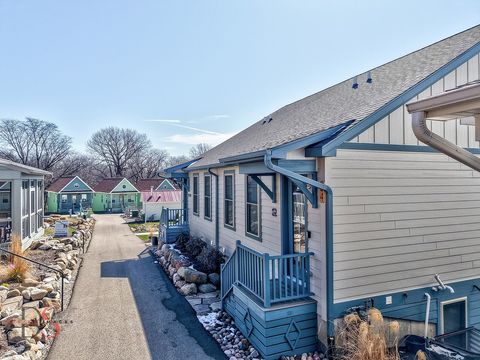 Tiny photo for 100 Great Loop Drive #34, Ottawa, IL 61350 (MLS # 12598160)