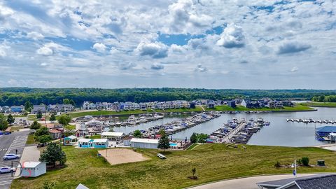 Tiny photo for 100 Great Loop Drive #34, Ottawa, IL 61350 (MLS # 12598160)