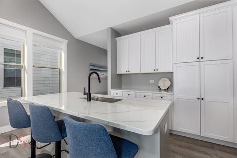 Tiny photo for 100 Great Loop Drive #34, Ottawa, IL 61350 (MLS # 12598160)