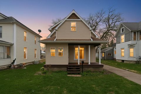 Tiny photo for 323 Douglas Avenue, Dixon, IL 61021 (MLS # 12619964)