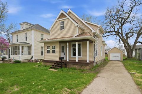 Tiny photo for 323 Douglas Avenue, Dixon, IL 61021 (MLS # 12619964)