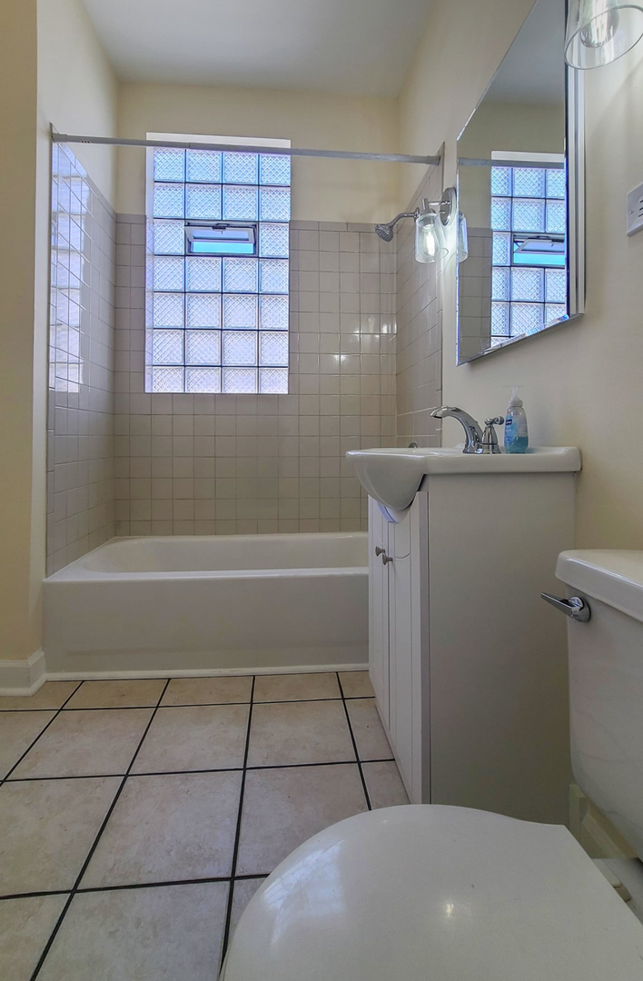1905 Highland Avenue