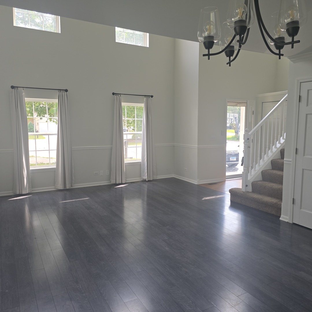 1433 Deer Creek Lane