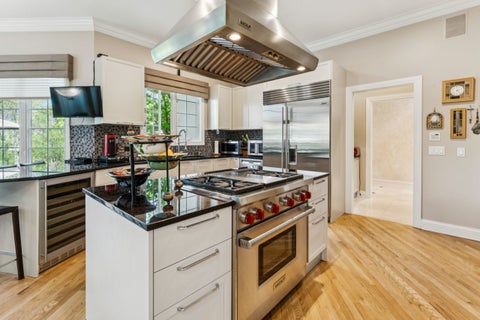 Tiny photo for 1745 Sundrop Circle, Highland Park, IL 60035 (MLS # 12746465)