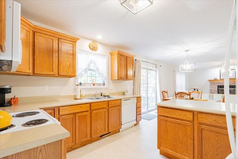 Tiny photo for 310 Buttercup Drive, Savoy, IL 61874 (MLS # 12481234)