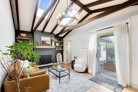 Tiny photo for 456 Lowell Avenue, Glen Ellyn, IL 60137 (MLS # 12622829)