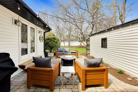 Tiny photo for 456 Lowell Avenue, Glen Ellyn, IL 60137 (MLS # 12622829)
