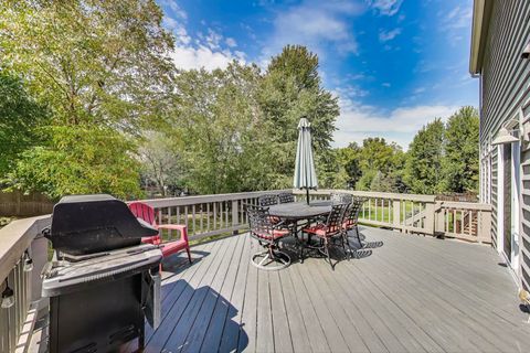 Tiny photo for 498 Calvin Court, Gurnee, IL 60031 (MLS # 12468697)