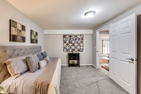 Tiny photo for 498 Calvin Court, Gurnee, IL 60031 (MLS # 12468697)