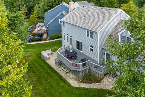 Tiny photo for 498 Calvin Court, Gurnee, IL 60031 (MLS # 12468697)