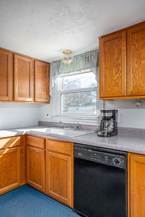 Tiny photo for 1222 7th Avenue Court, Silvis, IL 61282 (MLS # 12588267)