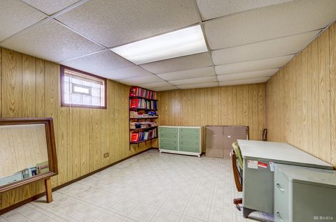 Tiny photo for 15056 Wabash Avenue, South Holland, IL 60473 (MLS # 12517884)